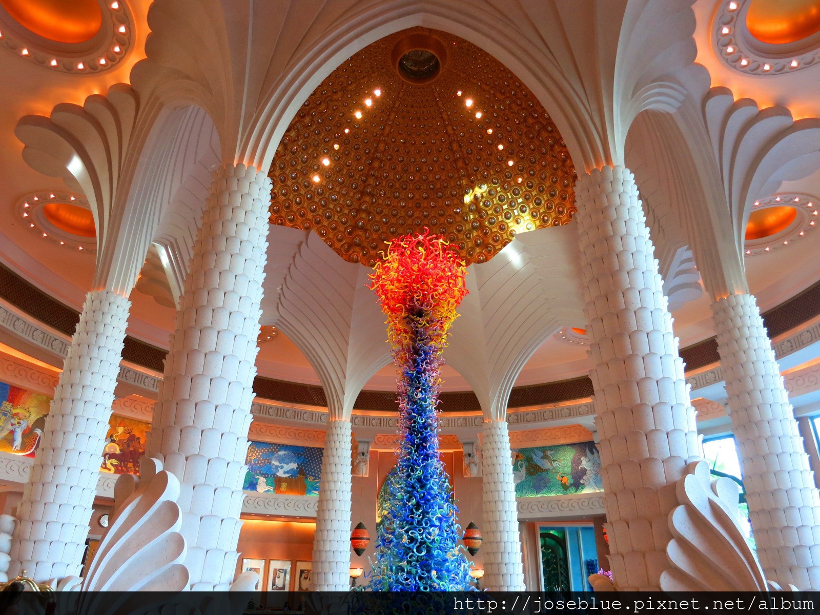 阿聯酋 杜拜 【 亞特蘭提斯 棕櫚島 旅館 Atlantis the Palm 】失落的王國 / 直昇機 遊杜拜 / 餐飲 / 黎巴嫩 餐廳
