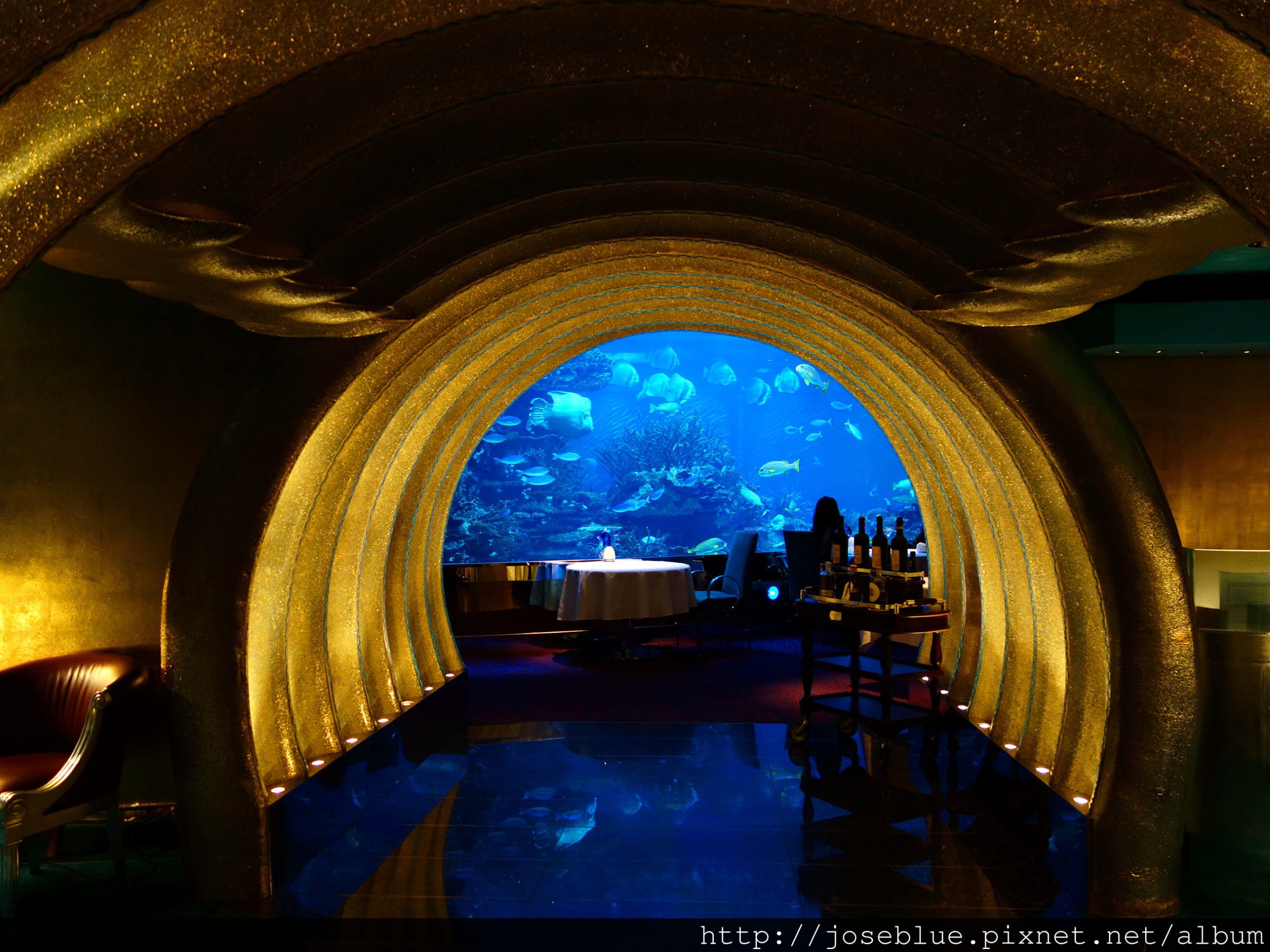 阿聯酋 杜拜 【 帆船酒店 Burj Al Arab Jumeirah 〈下〉】 海底餐廳 Al Mahara / 朱美拉 古堡 酒店 Madinat Jumeirah