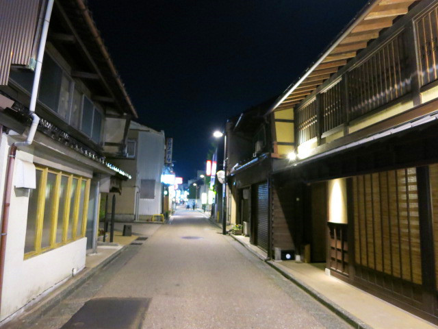 日本 北陸 【 金澤 市】 旅館 近江町 市場 吃吃喝喝道相報