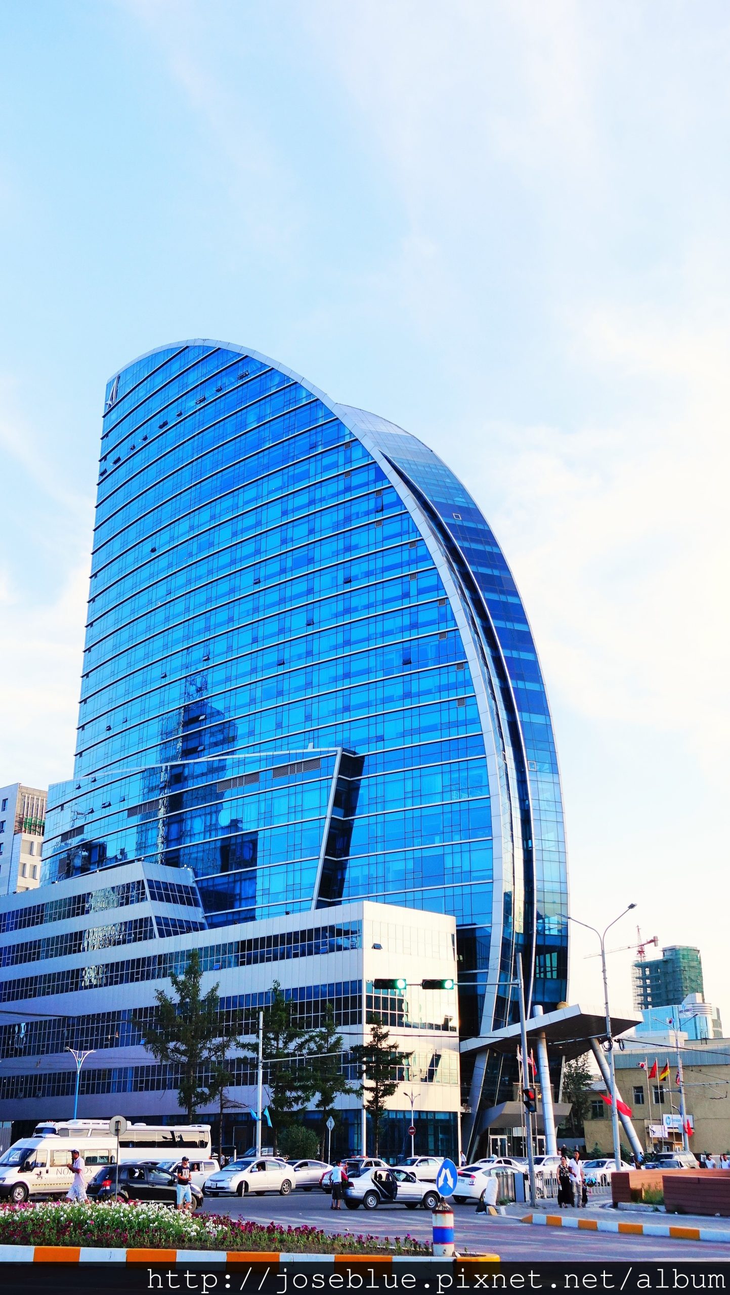 蒙古 國 烏蘭巴托 【 Blue Sky Hotel & Tower 藍天 大廈 酒店 】 Ulaan Baatar 住宿 得很 舒服 蒙古旅遊 奢華 自由行（篇章二之六）