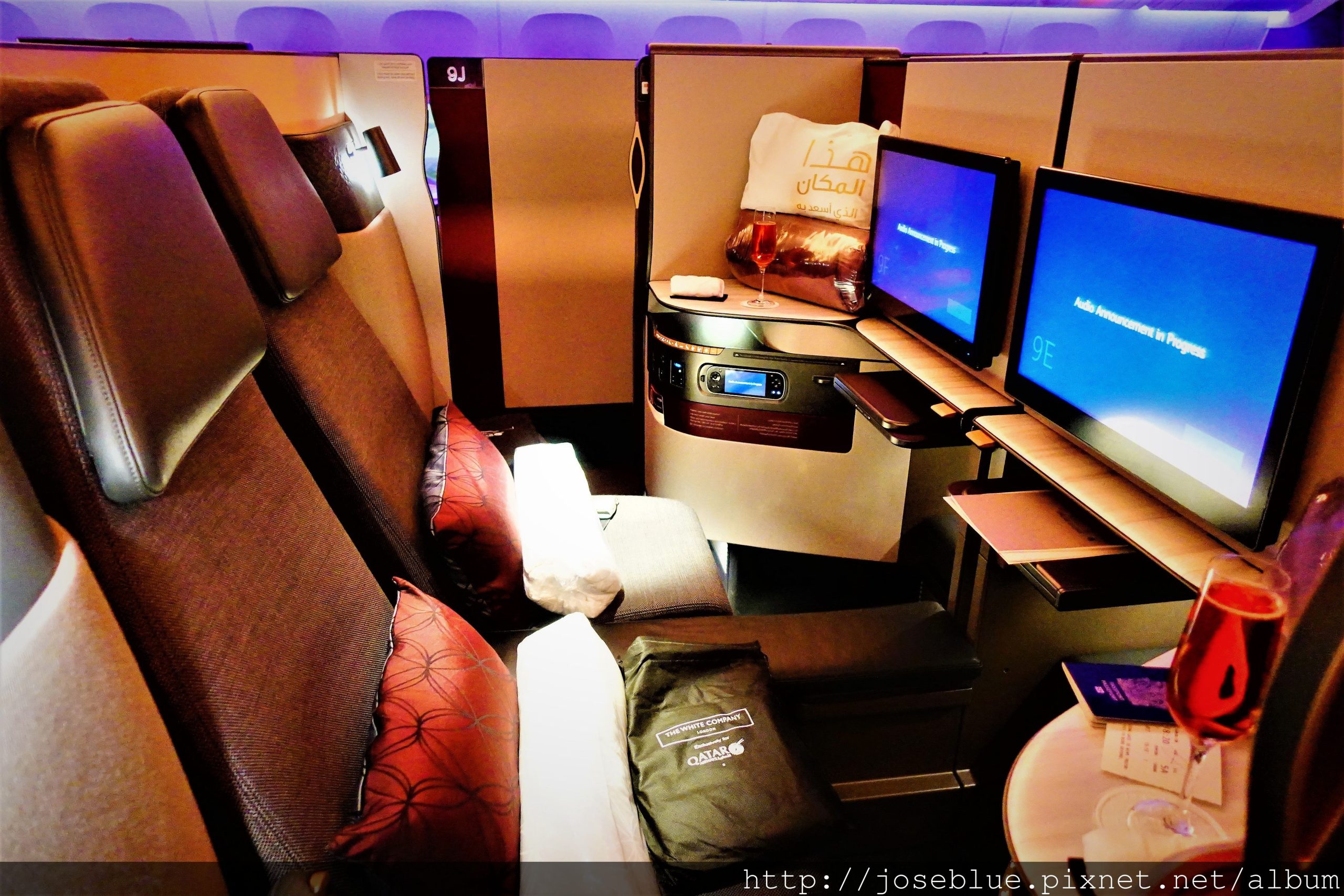 卡達 航空 Qatar Airways Q Suite 商務艙 飛行紀錄【 香港 杜哈 Business Class QSuite】 史上 最 划算 把商務艙當成 頭等艙