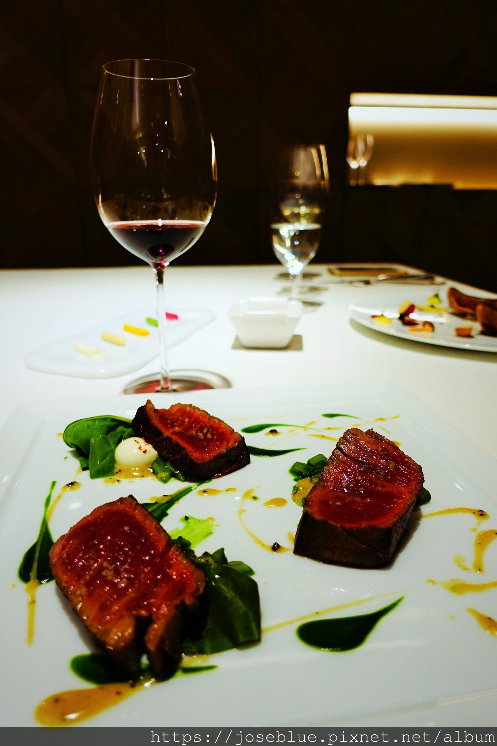 歐洲 西班牙 【 巴塞隆納 • Restaurant Lasarte • Barcelona • 米其林 三星 】 閃耀於 市中心 的星星 美食 餐廳 推薦